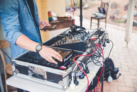 10 Steps to Becoming a Las Vegas DJ for Hire
